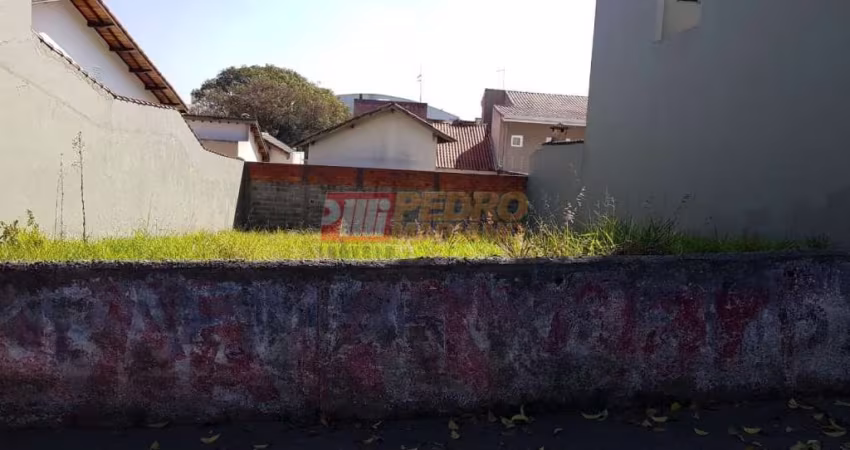Terreno no Bairro Parque dos Pássaros em São Bernardo do Campo
