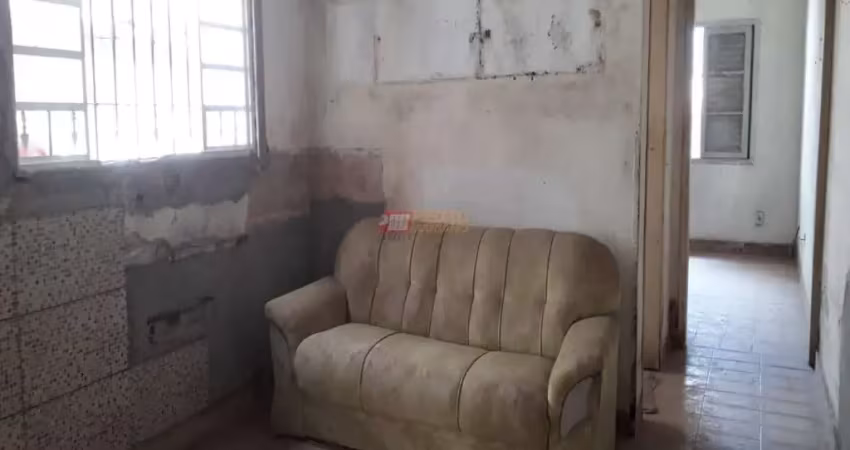 Casa Térrea no Bairro Camilópolis em Santo André
