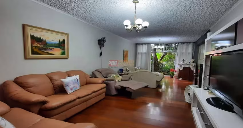 Casa térrea no Bairro Vila Caminho do Mar em São Bernardo do Campo.