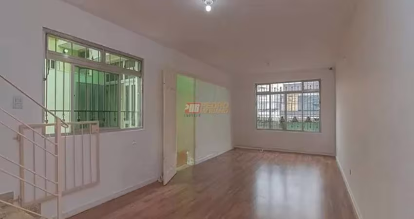 Sobrado no Bairro Parque Jaçatuba em Santo André