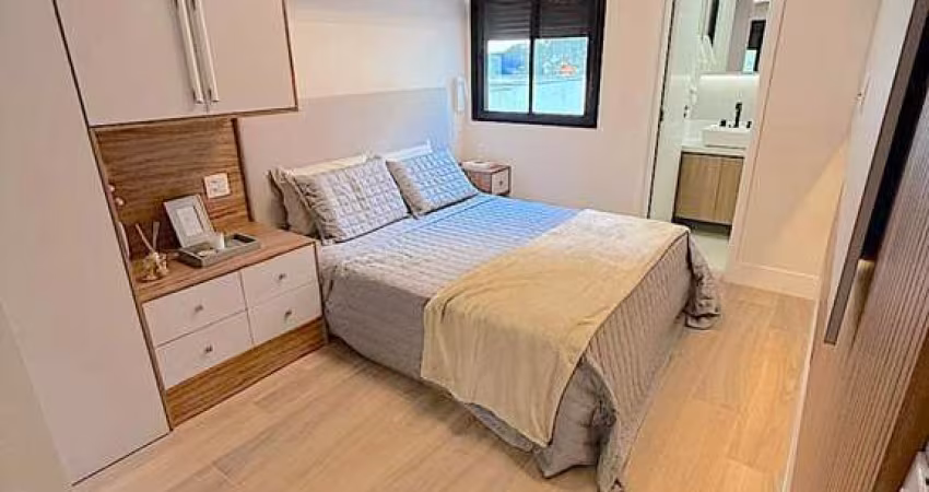 Apartamento no Bairro Campestre em Santo André.