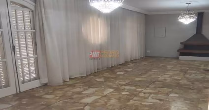 Casa Térrea no Bairro Santa Maria em Santo André