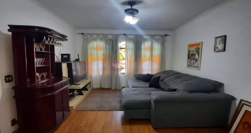 Casa com 3 quartos à venda na Rua Octacílio Celestino Gallo, 471, Taboão, São Bernardo do Campo