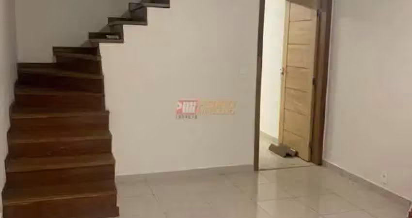 Casa térrea tipo assobradada no bairro jardim floresta em santo andré.