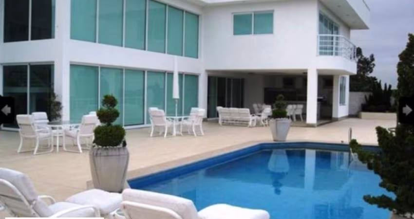 Casa 6 suites com heliponto no Encontro das Águas a venda
