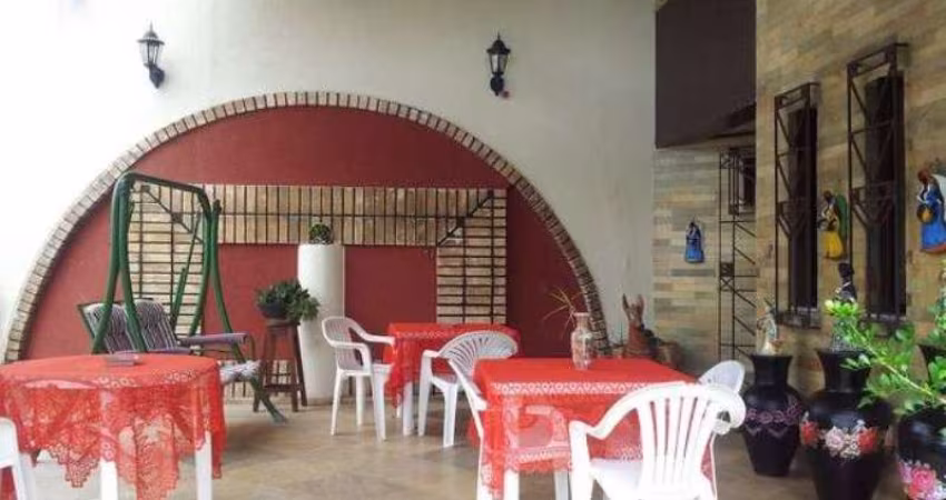 CASA EM VILAS TRIPLEX 3 SUITES A VENDA