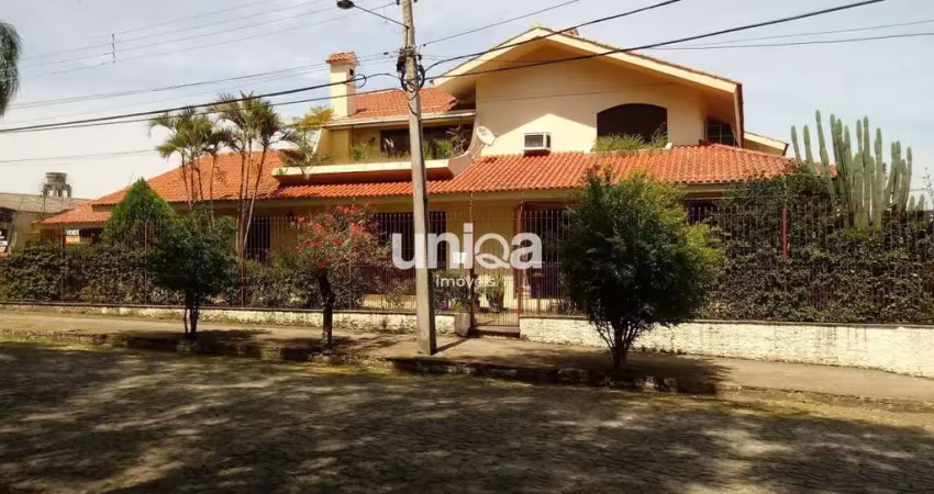 Linda casa 4 dorm suite de luxo piscina 3 garagens lareira churras