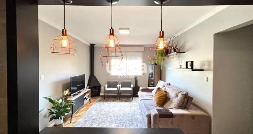 Apartamento reformado de 03 dormitórios, sendo 01 suíte