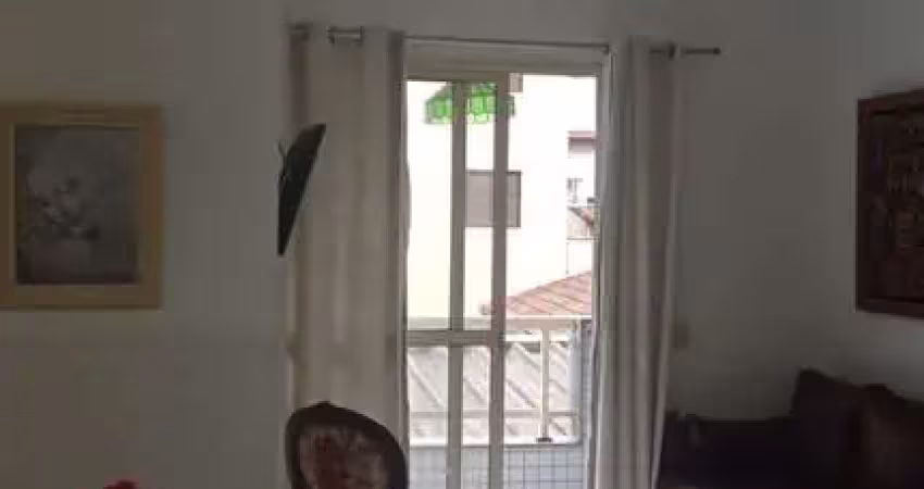 Apartamento com 2 dormitórios à 100 metros da praia grande