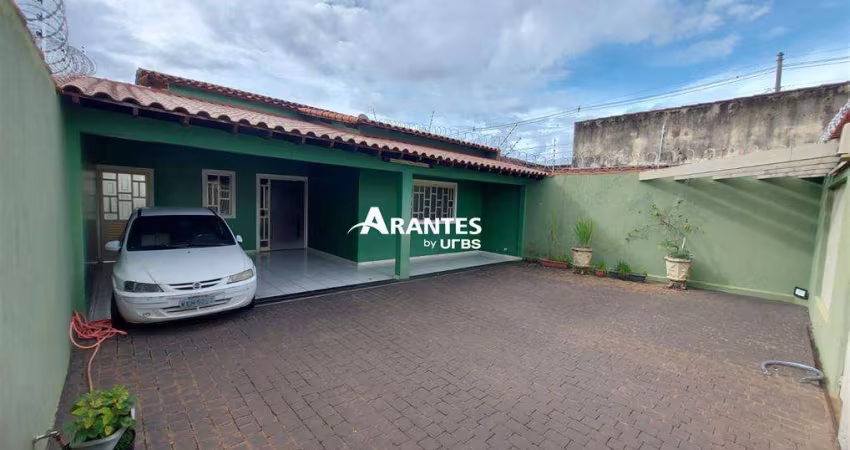 Casa com 350,00 m² à venda no bairro Nossa Senhora das Graças
