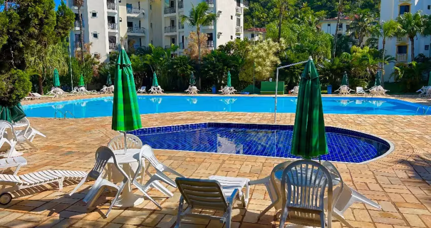 Apartamento um quarto, sacada e churrasqueira, bloco com elevador, condomínio wembley tênis na praia das toninhas ubatuba