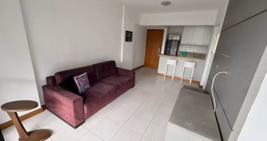 1/4 mobiliado no bahia suites – 50m² | vista lateral | infraestrutura completa