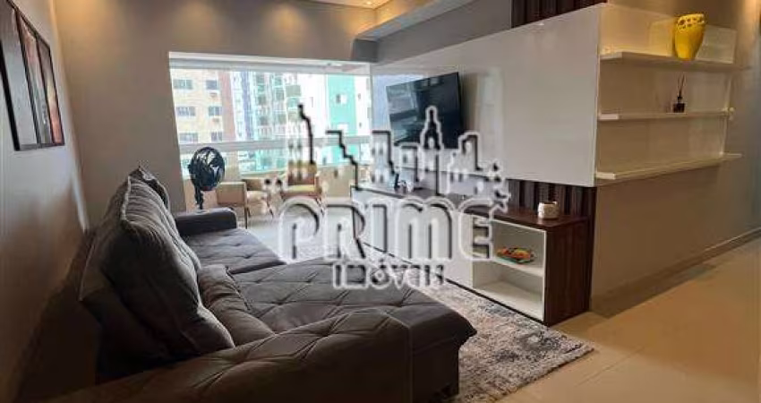 APARTAMENTO ALTO PADRÃO COM  3 DORMITÓRIOS, 2 VAGAS, FRENTE MAR - PORTEIRA FECHADA