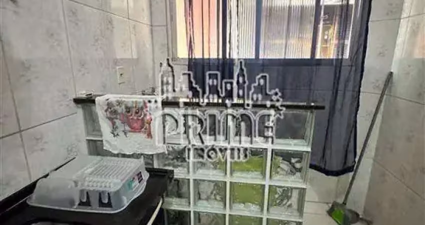 Kitnet com 1 dormitório à venda, 37 m² por r$ 180.000,00 - guilhermina - praia grande/sp