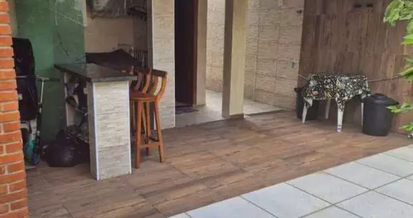 Sobrado com 3 dormitórios à venda, 154 m² por r$ 750.000 - tupi - praia grande/sp