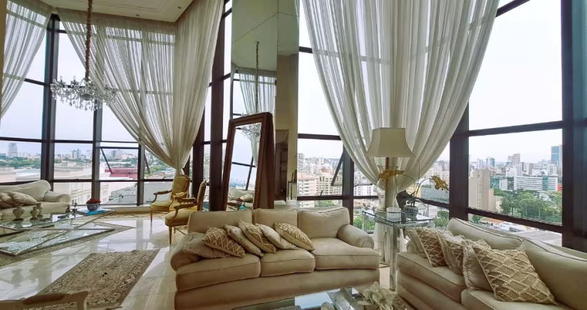 Incrível Duplex com Vista Deslumbrante, venha conhecer!