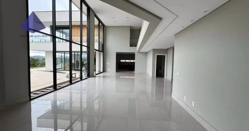BELISSIMO SOBRADO EM CONDOMINIO FECHADO