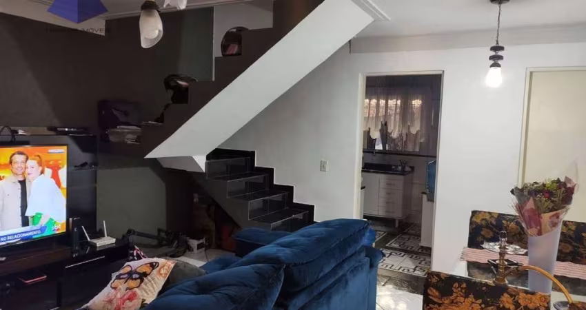 Sobrado com 3 dormitórios à venda, 66 m² por R$ 318.000,00 - Cidade Soberana - Guarulhos/SP