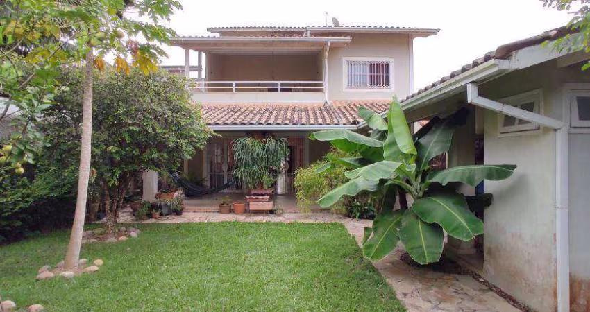 Casa com 5 Quartos à Venda, 284 m² por R$ 1.350.000 - Itaipu - Niterói/RJ
