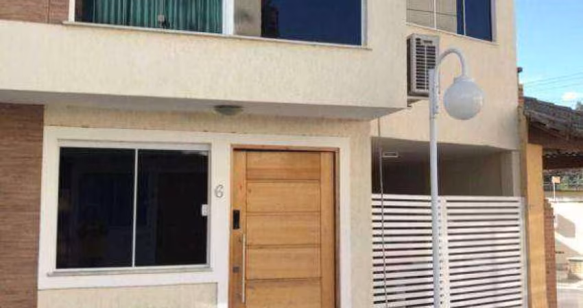 Casa com 3 Quartos à venda por R$ 450.000 - Engenho do Mato - Niterói/RJ