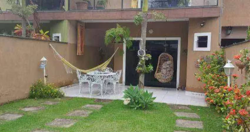 Casa com 4 Quartos à venda, por R$ 1.050.000 - Piratininga - Niterói/RJ