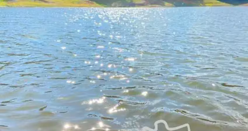 Chácara 5.000m² na beira da represa  e escriturada em jambeiro !