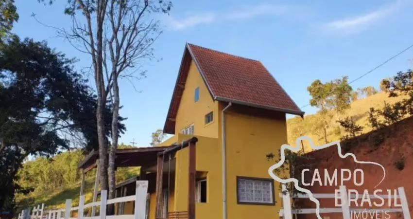 Linda chácara com chalé 4.100m² em natividade da serra!