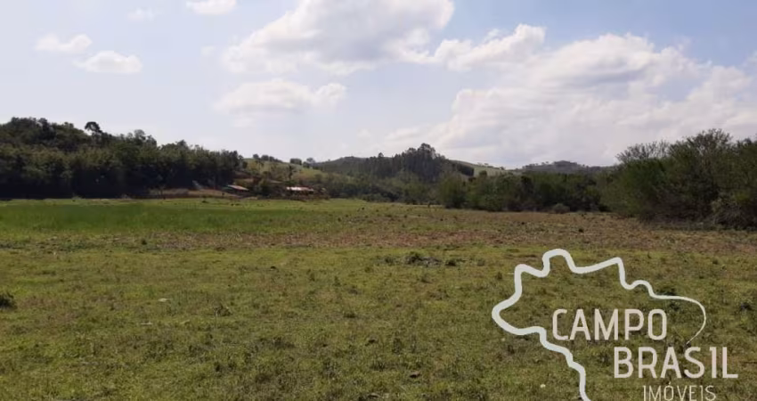 ÁREA RURAL 3 ALQUEIRES PLANA, PRÓXIMA AO CENTRO EM SÃO LUIZ DO PARAITINGA!