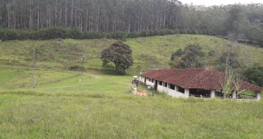 LINDA FAZENDA 60 ALQUEIRES NA ZONA NORTE DE SÃO JOSÉ DOS CAMPOS!