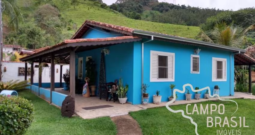 ÓTIMA CHÁCARA PLANA 1.000 M² COM PISCINA E LAGO EM JAMBEIRO!