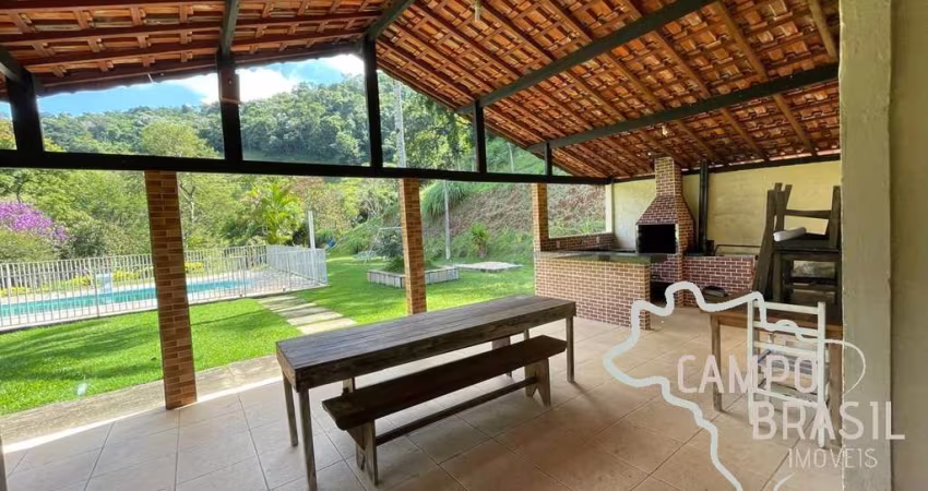SÍTIO 3 KM DO ASFALTO  COM CASA E MINA ! PROPRIEDADE ESCRITURADA.