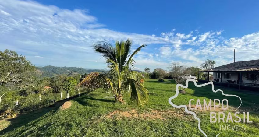 CHÁCARA EM CONDOMÍNIO, COM LINDA VISTA E ESCRITURADA !
