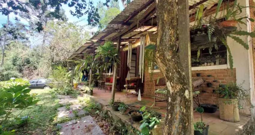 St00019 - sítio esplendido com 34.313m² e muita área verde, em são roque - sp