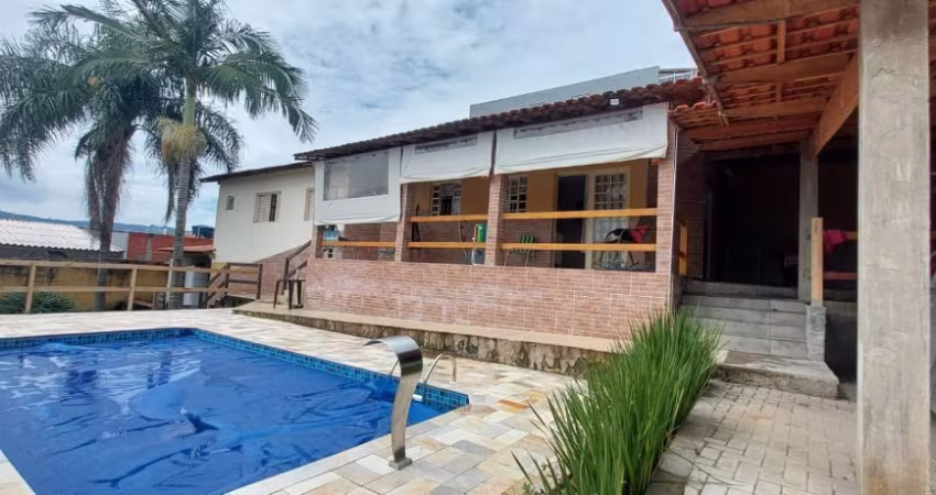 CH00363 - CHÁCARA Á VENDA COM VISTA PARA O MORRO DO SABÓO E CASTELO, EM SÃO ROQUE - SP
