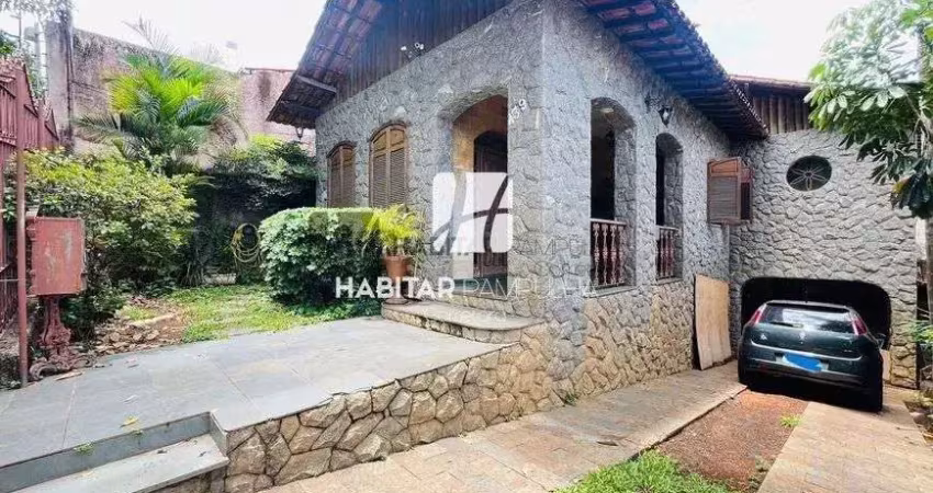 Casa com 3 quartos à venda na Santa Amélia, Belo Horizonte 