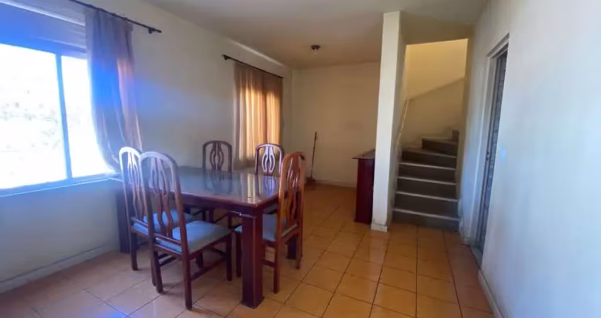 Casa em condomínio fechado com 3 quartos para alugar na Santa Mônica, Belo Horizonte 