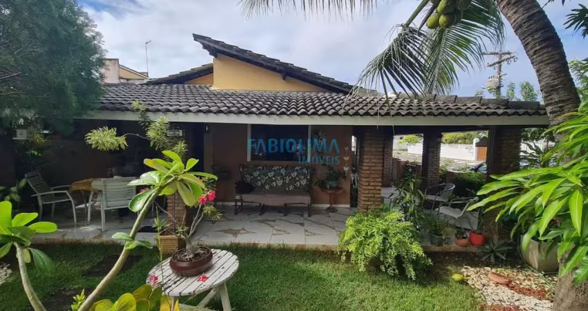 Casa térrea a venda no Cond. Recanto de Abrantes, Estrada do Coco
