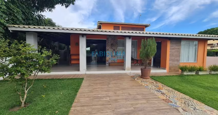 Casa a venda quadra do mar no cond. paraíso em guarajuba, bahia