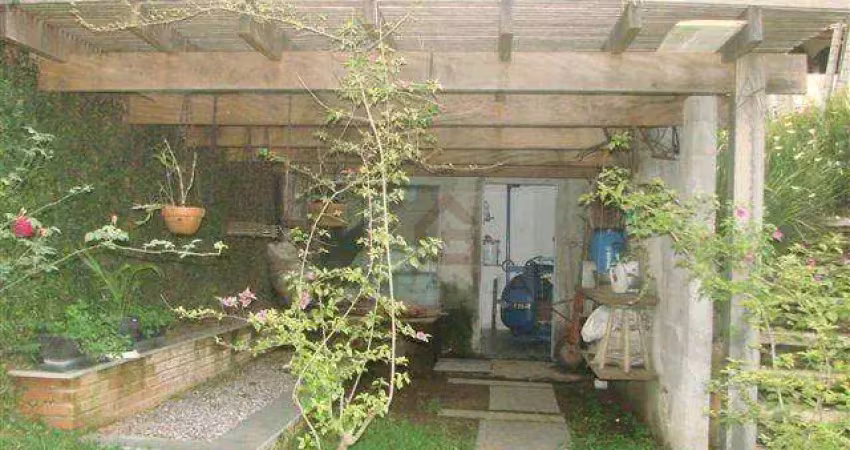 Casa com 3 dormitórios à venda, 387 m² por r$ 1.750.000,00 - granja viana - carapicuíba/sp