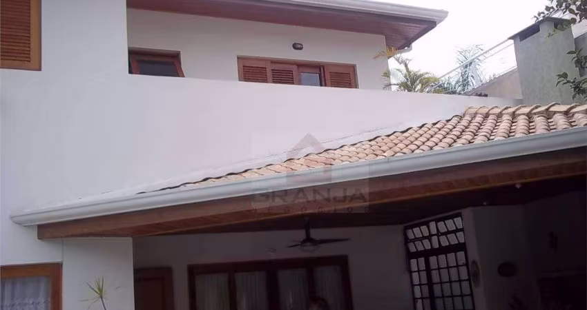 Casa com 4 dormitórios à venda, 400 m² por R$ 1.380.000,00 - Granja Viana - Cotia/SP