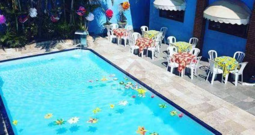 Casa com 3 dormitórios à venda, 287 m² por R$ 900.000,00 - Granja Viana - Cotia/SP