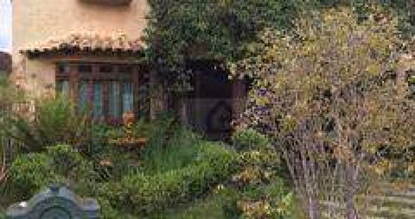 Casa com 3 dormitórios à venda, 350 m² por R$ 1.600.000,00 - Granja Viana - Cotia/SP