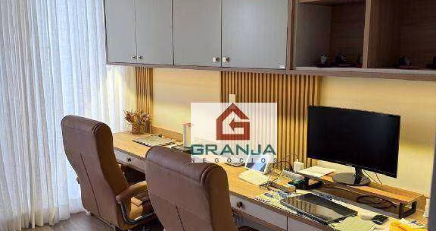 Casa Triplex com 2 suítes, área gourmet, planejados! à venda, 124 m² por R$ 1.280.000 - Granja Viana - Cotia/SP