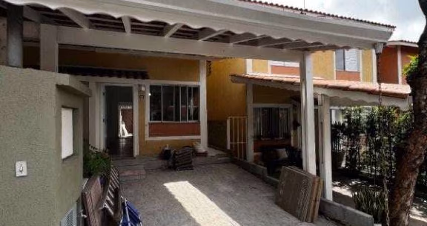 Casa reformada com 2 dormitórios, em condomínio com muito lazer! 70 m² - venda por R$ 480.000 ou aluguel por R$ 3.815/mês - Granja Viana - Cotia/SP