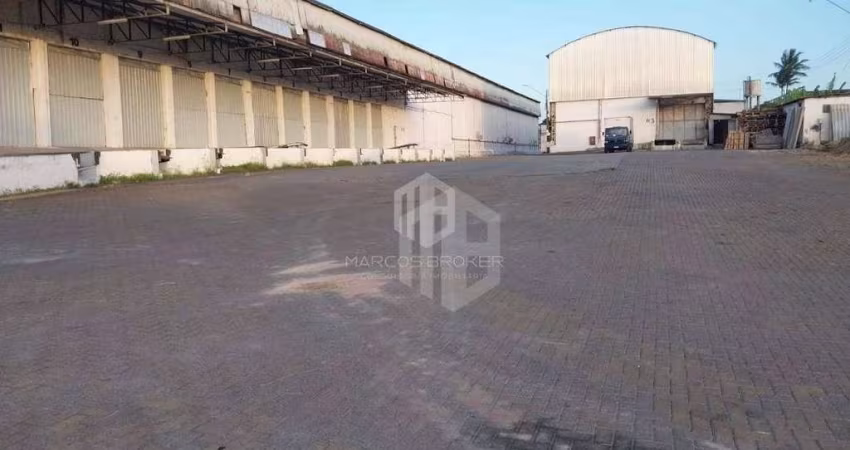 GALPÃO EM CONDOMÍNIO PARA LOCAÇÃO OU VENDA PRÓXIMO À VITARELA. Venda R$5.000.000,00; Locação 50.000,00 mensal. Prazeres, Jaboatão dos Guararapes - PE.