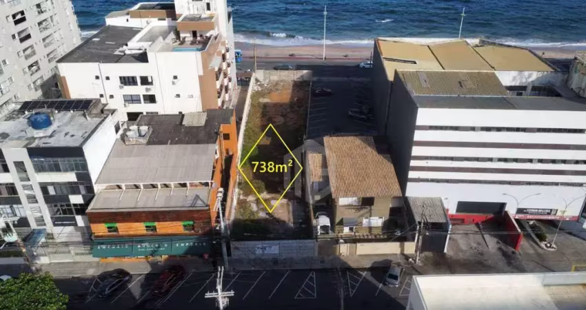 Terreno com duas frentes na av. otávio mangabeira – pituba | 738m² | ao lado da perini e em frente ao mar
