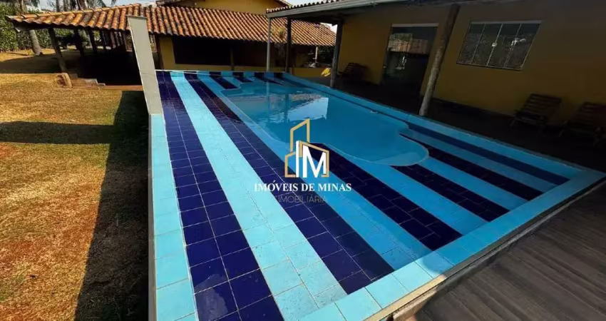Chácara á venda com 05 quartos sendo 02 suítes, terreno 1000m² em Igarapé MG!