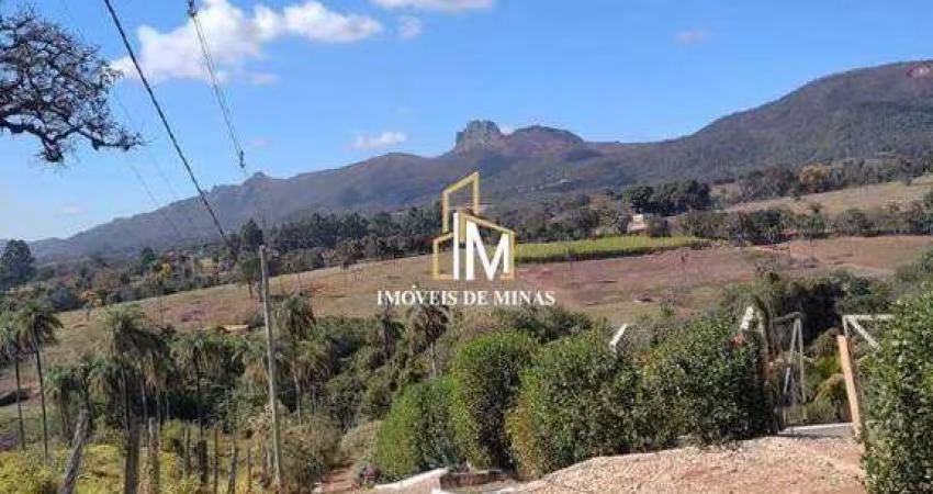 Terreno á venda de 9000m², com córrego dentro do terreno em Mateus Leme MG!
