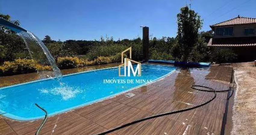 Chácara á venda com 04 quartos, terreno de 1120m² em Piedade dos Gerais MG!
