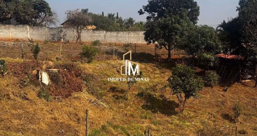 Terreno á venda de 1000m² com escritura e registro em Igarapé MG!